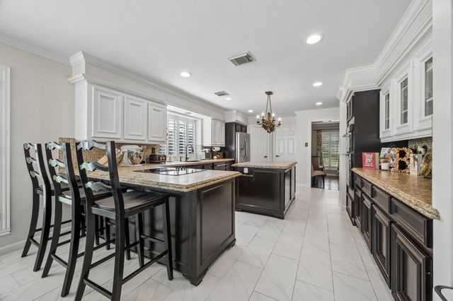 2121 Kildare Drive, Pearland, TX 77581