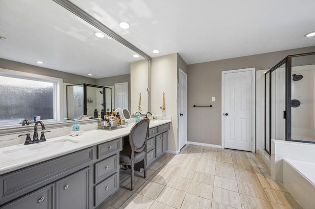 2121 Kildare Drive, Pearland, TX 77581