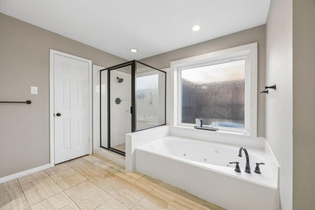 2121 Kildare Drive, Pearland, TX 77581