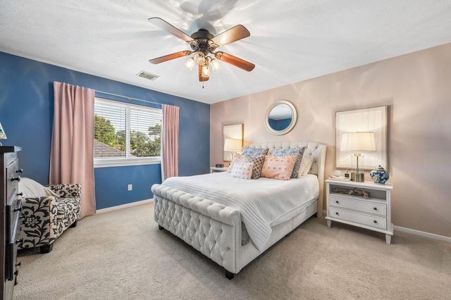 2121 Kildare Drive, Pearland, TX 77581