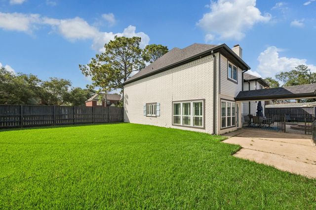 2121 Kildare Drive, Pearland, TX 77581