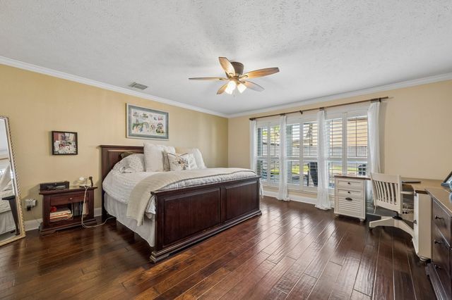 2121 Kildare Drive, Pearland, TX 77581