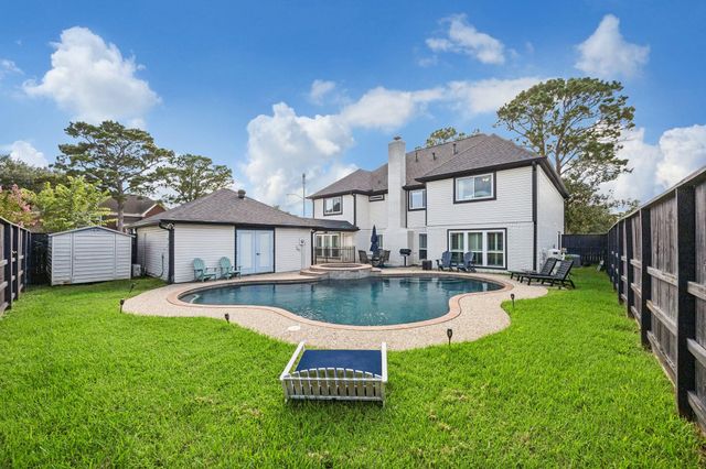 2121 Kildare Drive, Pearland, TX 77581