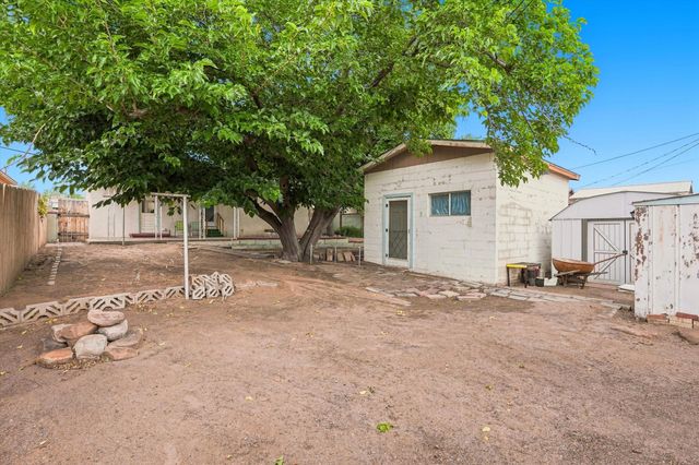 1605 Wilmoore Drive SE, Albuquerque, NM 87106