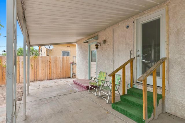 1605 Wilmoore Drive SE, Albuquerque, NM 87106