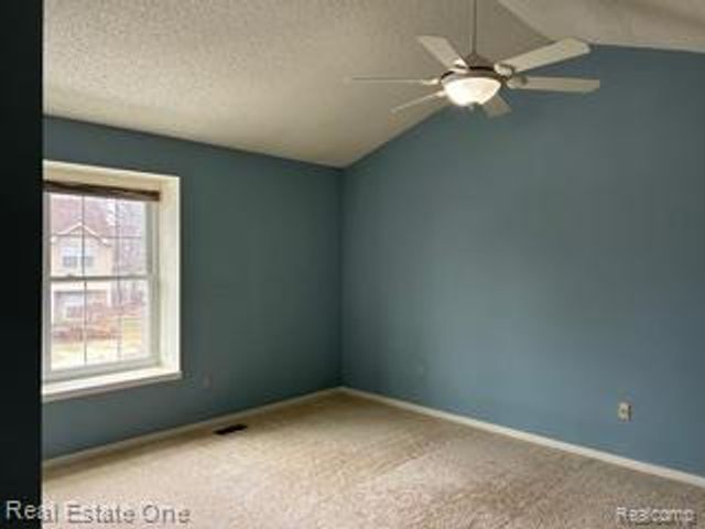 41719 Sleepy Hollow Drive, Novi, MI 48377