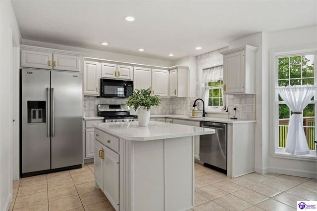240 Camara Court, Elizabethtown, KY 42701