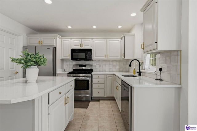 240 Camara Court, Elizabethtown, KY 42701