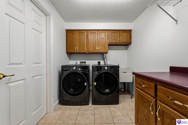 240 Camara Court, Elizabethtown, KY 42701