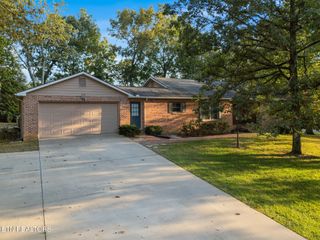 129 Lisa Lane, Crossville, TN 38558