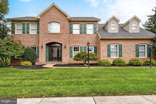4980 WESTCHESTER DR, Harrisburg, PA 17112