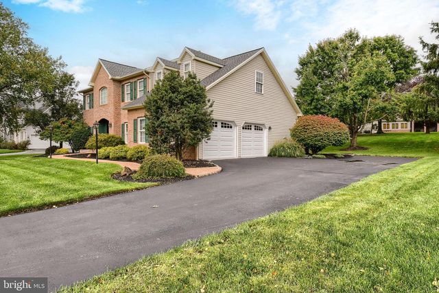 4980 WESTCHESTER DR, Harrisburg, PA 17112