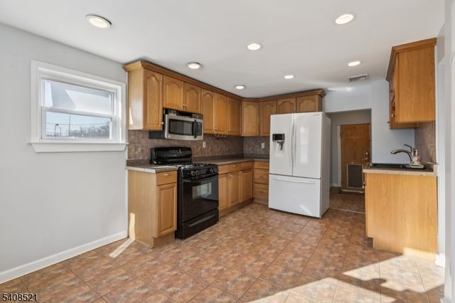 631 Valley St, City Of Orange Twp., NJ 07050