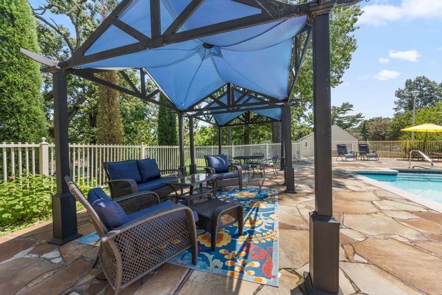 31990 S 624 Place H11, Grove, OK 74344