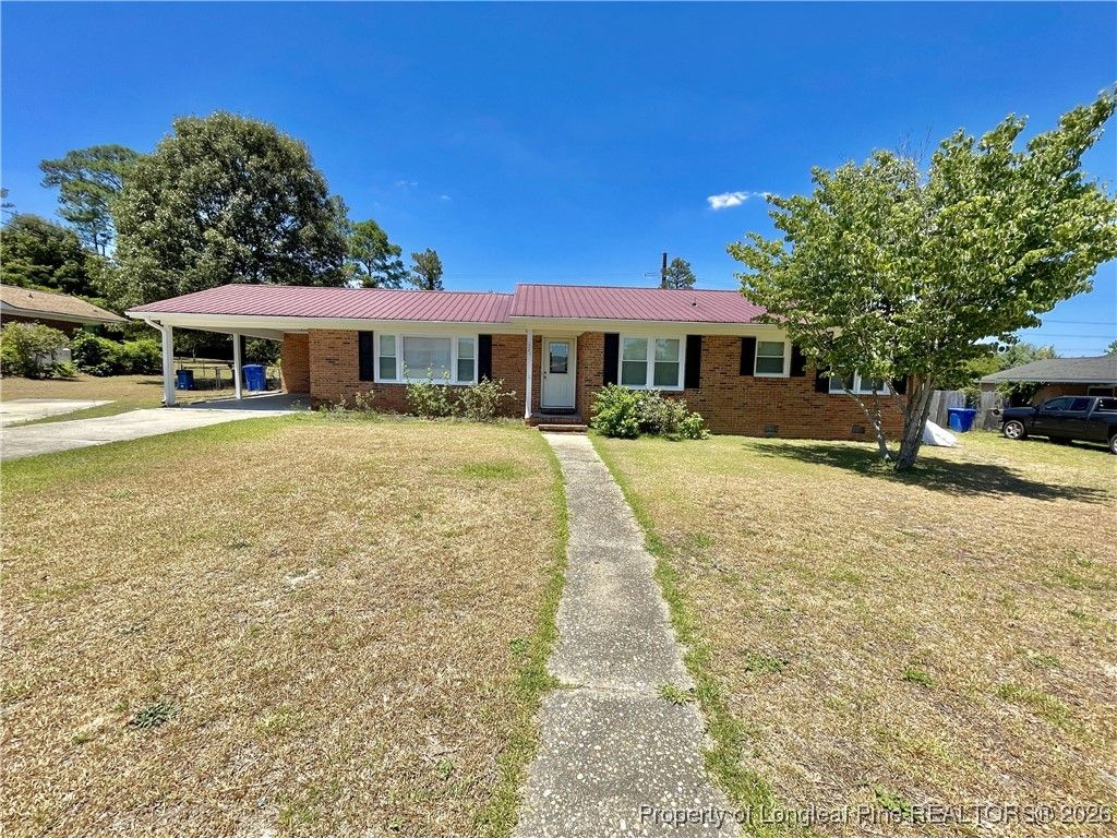 621 Welsh Place, Fayetteville, NC 28303