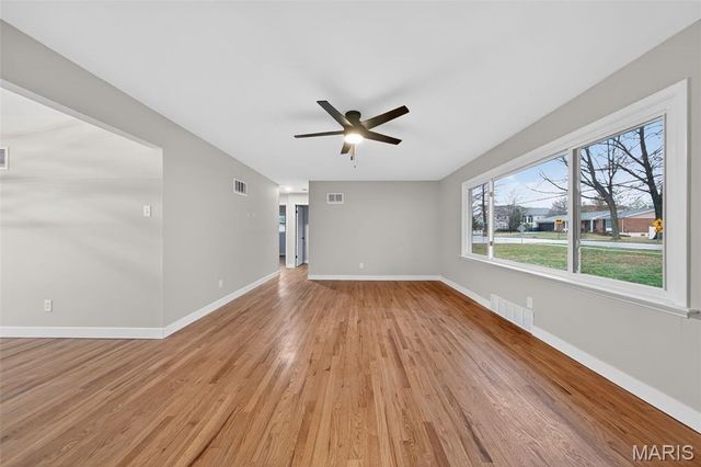 67 Strecker Road, Ellisville, MO 63011