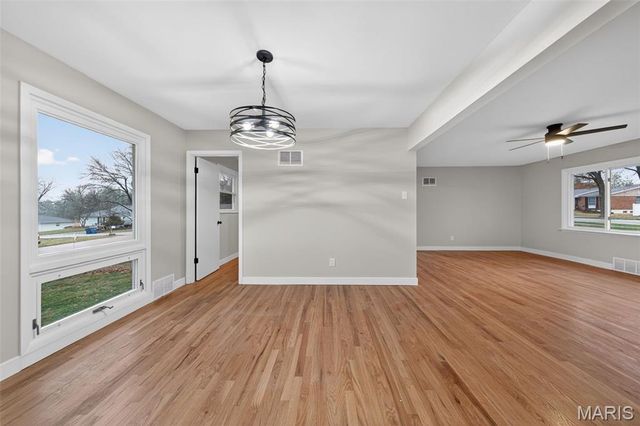 67 Strecker Road, Ellisville, MO 63011