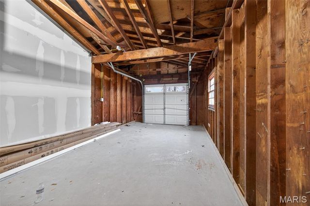 67 Strecker Road, Ellisville, MO 63011