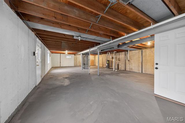 67 Strecker Road, Ellisville, MO 63011