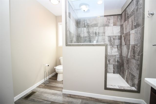 7237 White Oak Circle, Portage, MI 49002