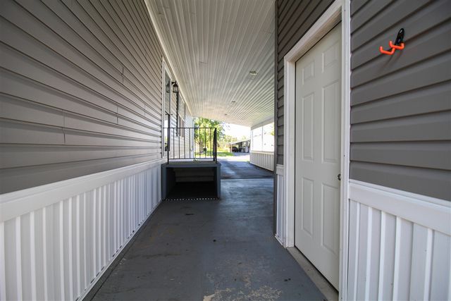 7237 White Oak Circle, Portage, MI 49002