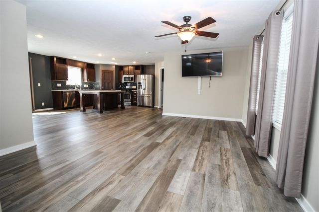 7237 White Oak Circle, Portage, MI 49002