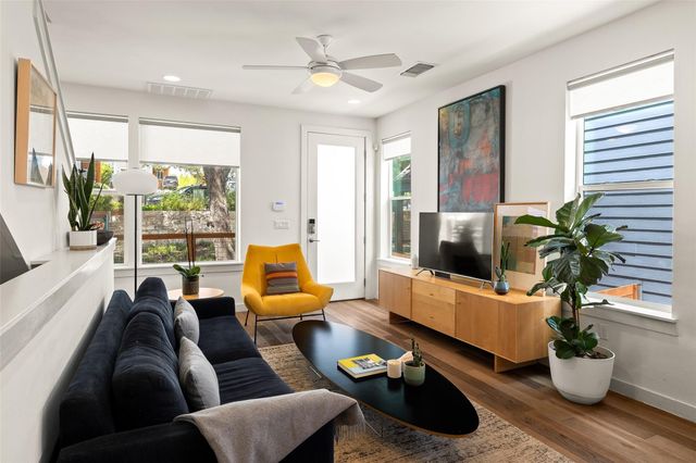 3109 Aldwyche DR, Austin, TX 78704