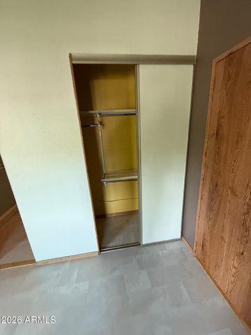 401 E QUEEN CREEK Drive, Queen Valley, AZ 85118