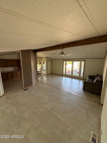 401 E QUEEN CREEK Drive, Queen Valley, AZ 85118