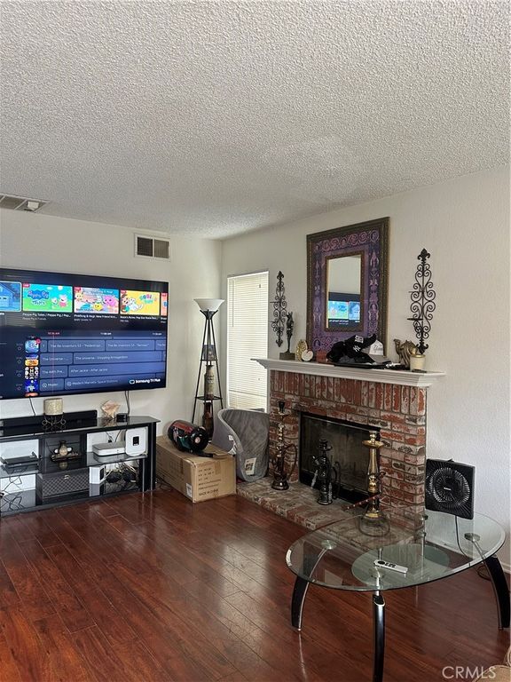 Image 5 of property listing at 2549 Waterford Court, San Bernardino, CA 92408