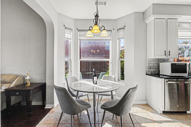 8234 Robertson Drive, Frisco, TX 75036