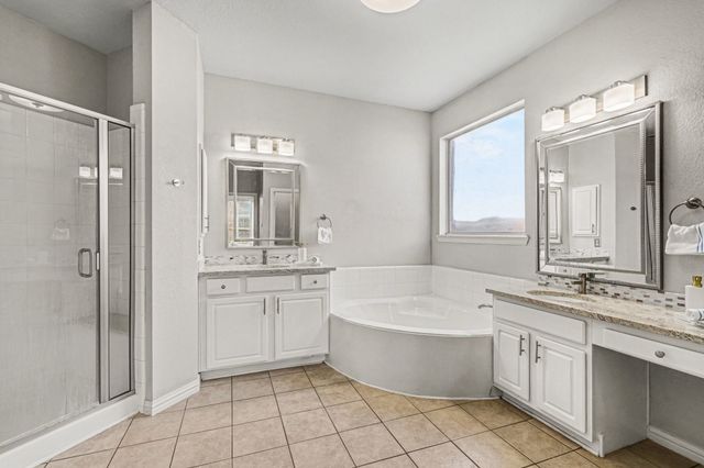 8234 Robertson Drive, Frisco, TX 75036