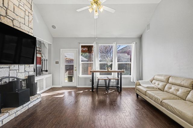 8234 Robertson Drive, Frisco, TX 75036