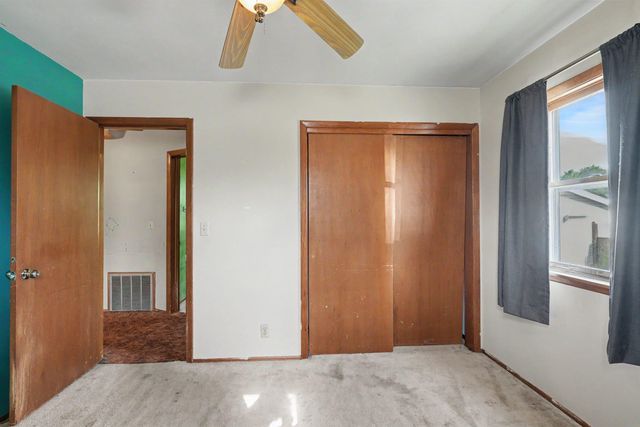 3715 Knoll Ridge Drive, Cedar Falls, IA 50613