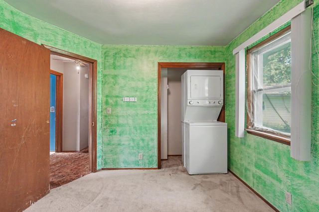 3715 Knoll Ridge Drive, Cedar Falls, IA 50613