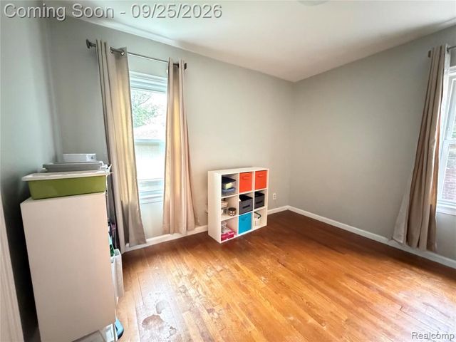 23835 Hollander Street, Dearborn, MI 48128