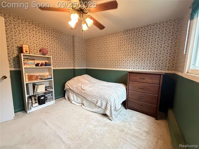 23835 Hollander Street, Dearborn, MI 48128