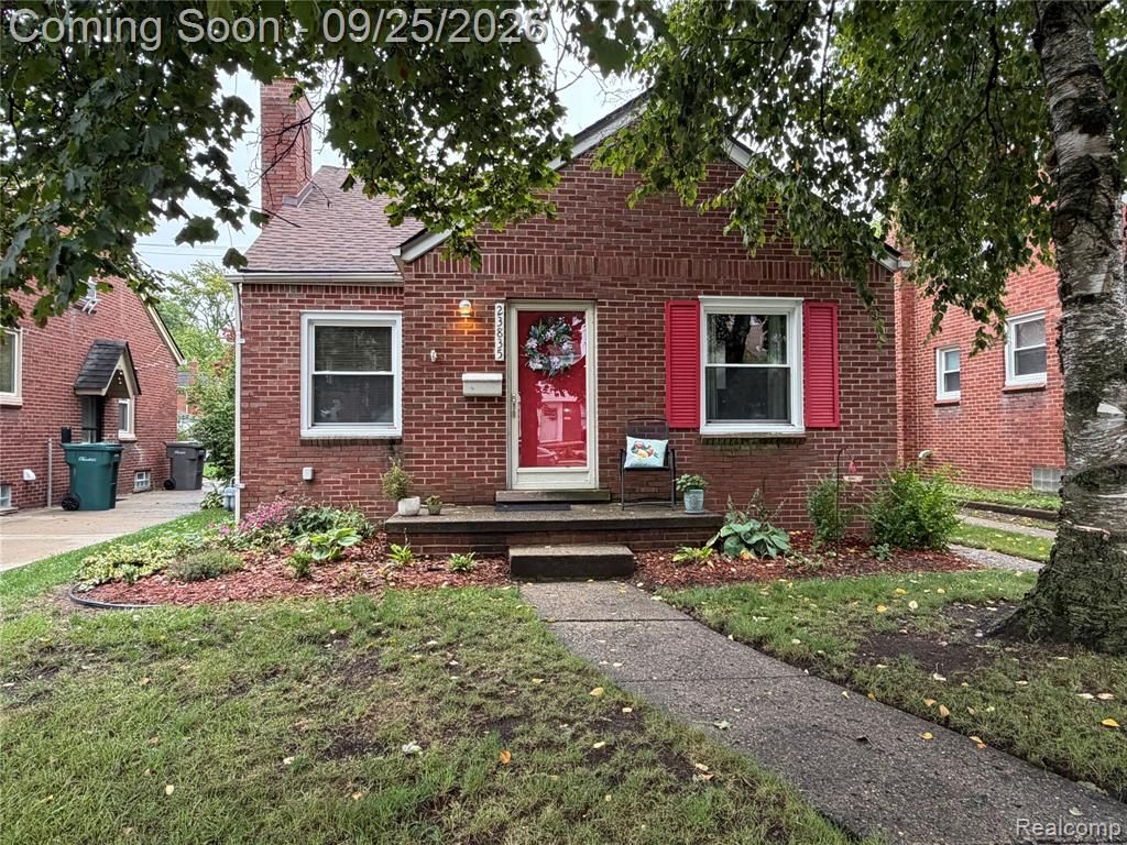23835 Hollander Street, Dearborn, MI 48128
