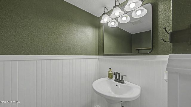 6090 Torrington Drive, Reno, NV 89511