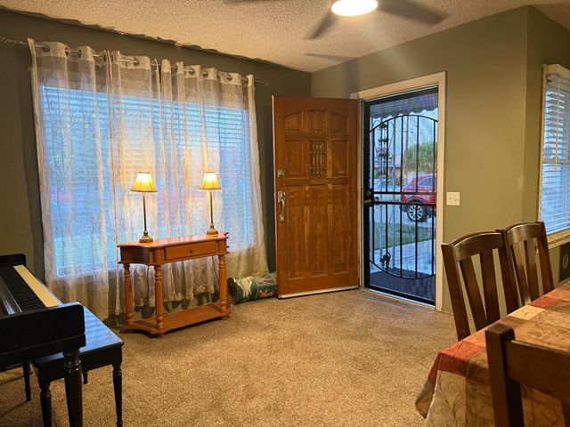 441 W Stanley Avenue, Reedley, CA 93654