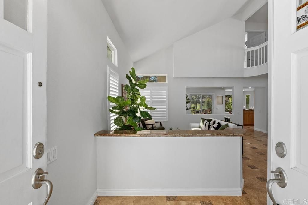 1051 Cordoba Way, Vista, CA 92081 — photo 4