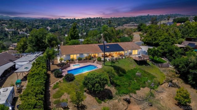 2422 Peet Lane, Escondido, CA 92025