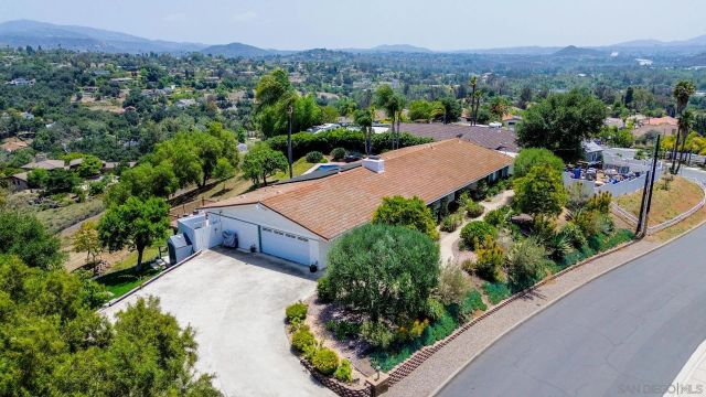 2422 Peet Lane, Escondido, CA 92025