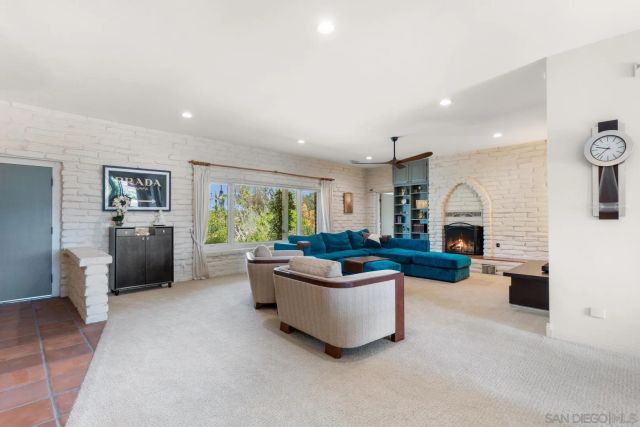 2422 Peet Lane, Escondido, CA 92025