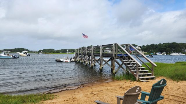 131 Whippoorwill Circle, Mashpee, MA 02649