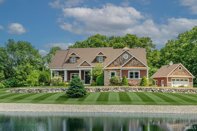 29591 Lakefield Court, Elkhart, IN 46514