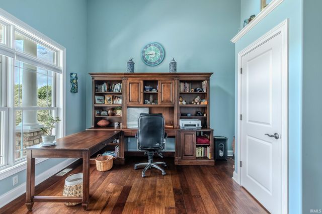 29591 Lakefield Court, Elkhart, IN 46514