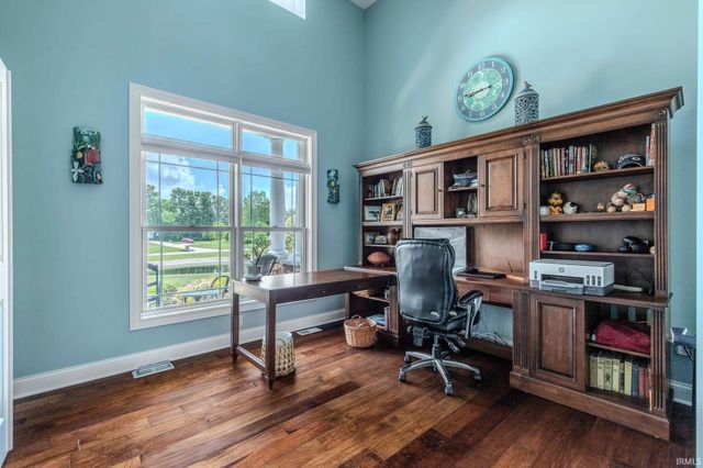 29591 Lakefield Court, Elkhart, IN 46514