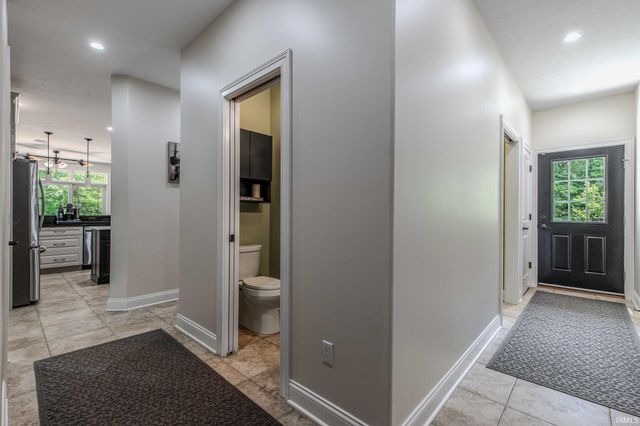 29591 Lakefield Court, Elkhart, IN 46514