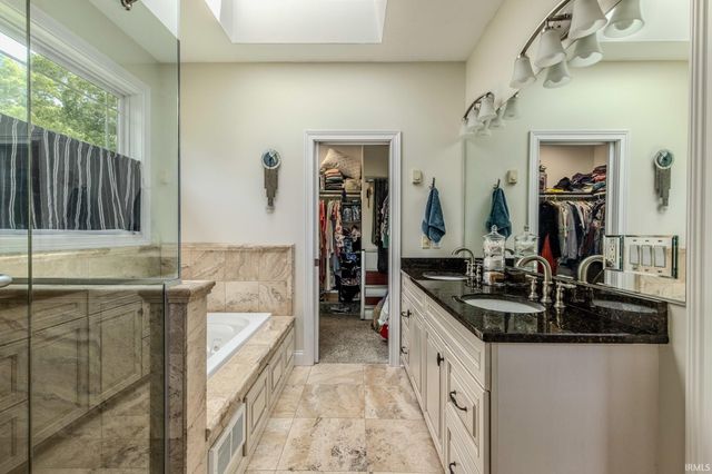 29591 Lakefield Court, Elkhart, IN 46514